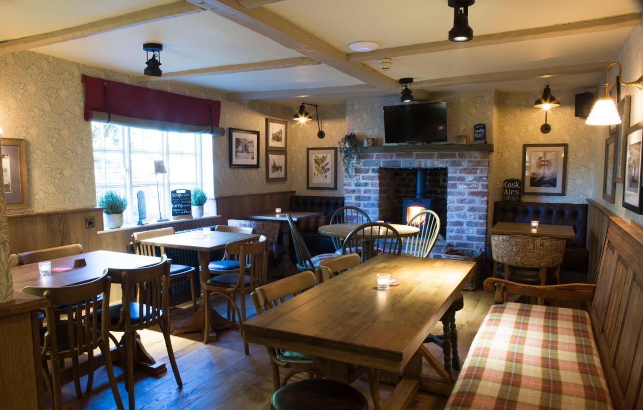 Red Lion Inn Little Budworth Eksteriør bilde